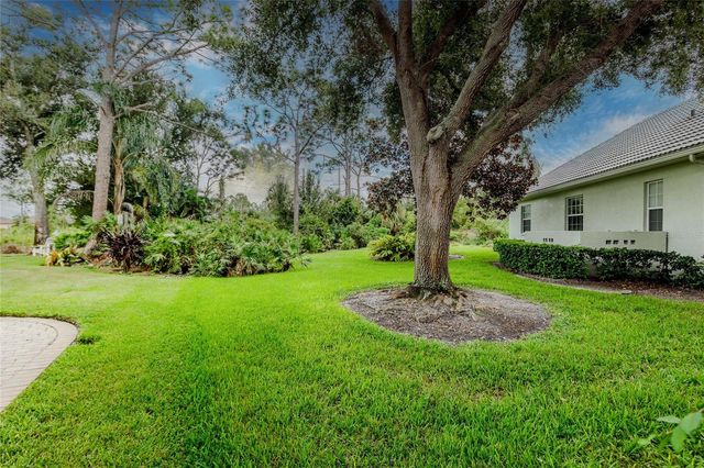 442 TREMINGHAM WAY, Venice, FL 34293