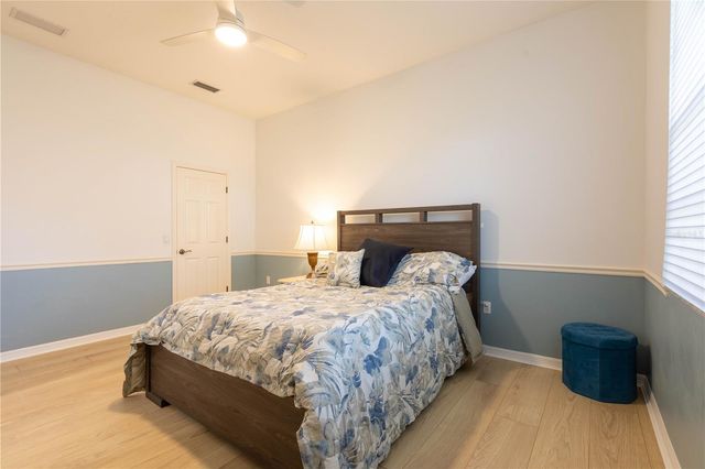 442 TREMINGHAM WAY, Venice, FL 34293