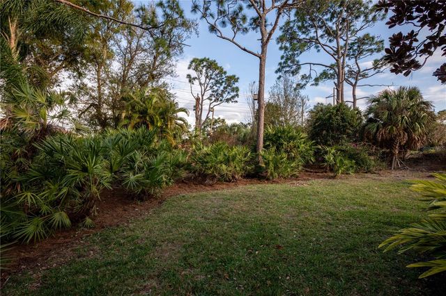 442 TREMINGHAM WAY, Venice, FL 34293