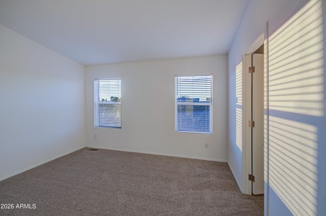 38321 W SAN MIGUEL Avenue, Tonopah, AZ 85354