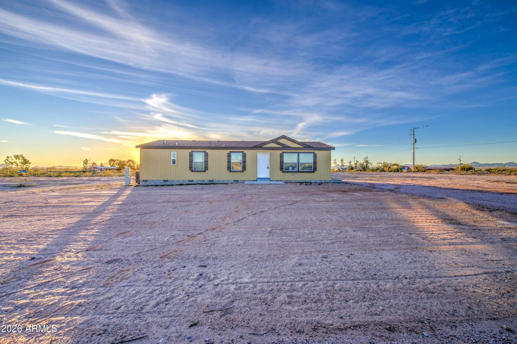 38321 W SAN MIGUEL Avenue, Tonopah, AZ 85354