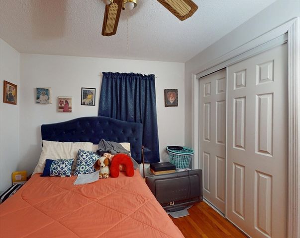 106 Merida St, Springfield, MA 01104
