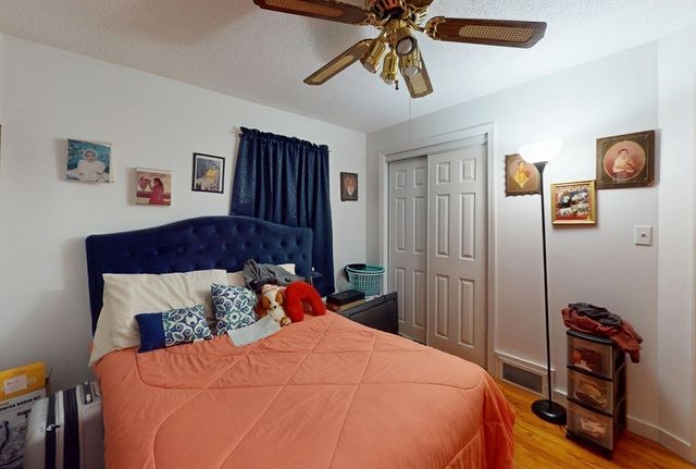 106 Merida St, Springfield, MA 01104