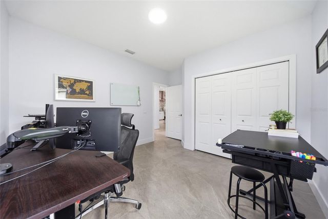 17911 HOLLY BROOK DRIVE, Tampa, FL 33647
