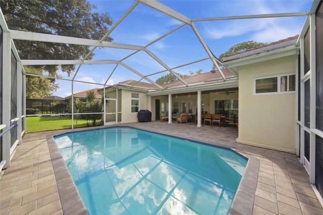 17911 HOLLY BROOK DRIVE, Tampa, FL 33647
