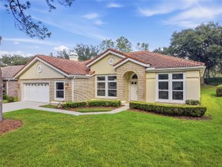 17911 HOLLY BROOK DRIVE, Tampa, FL 33647