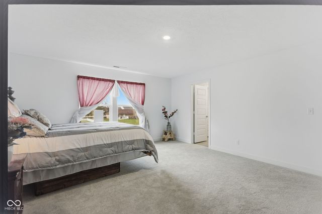 7658 Hillway Drive, Camby, IN 46113