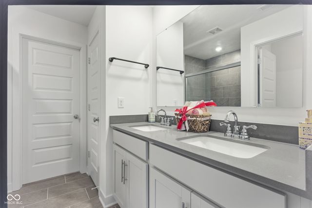 7658 Hillway Drive, Camby, IN 46113