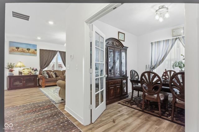 7658 Hillway Drive, Camby, IN 46113