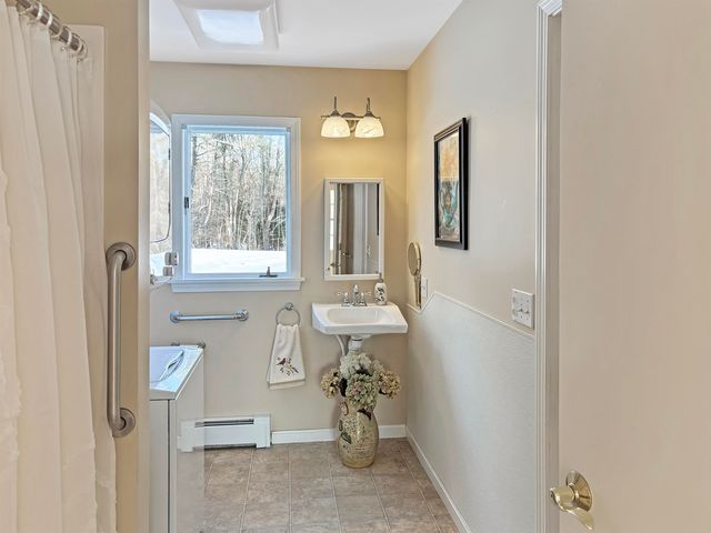 25 Emerson Road, Durham, NH 03824