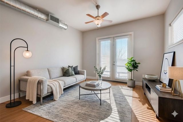 928 Travis Avenue 407, Fort Worth, TX 76104