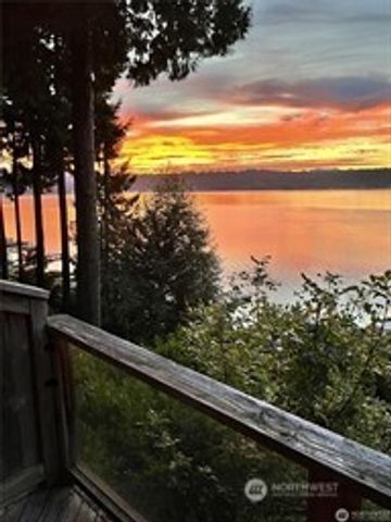 500 W Lake Sammamish Parkway NE, Bellevue, WA 98008