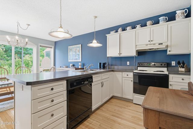 6B Make Your Own Way, Saratoga Springs, NY 12866