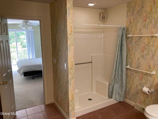 6B Make Your Own Way, Saratoga Springs, NY 12866