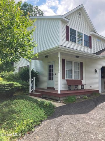 6B Make Your Own Way, Saratoga Springs, NY 12866