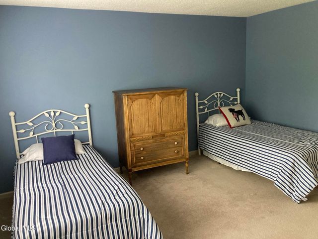 6B Make Your Own Way, Saratoga Springs, NY 12866