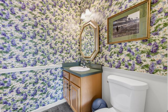 6B Make Your Own Way, Saratoga Springs, NY 12866
