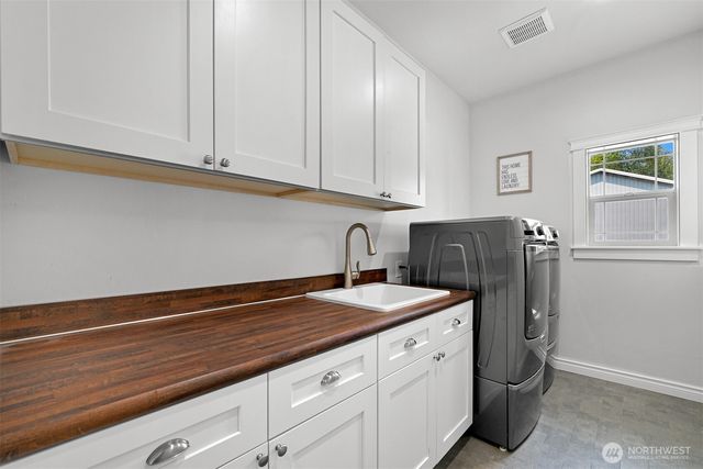 6705 Thomas Creek Drive, Sedro Woolley, WA 98284