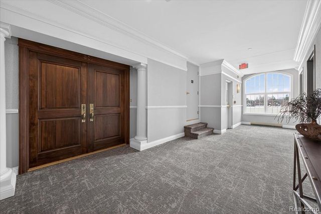 801 W Ann Arbor Trail 301, Plymouth, MI 48170