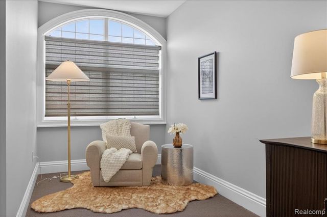 801 W Ann Arbor Trail 301, Plymouth, MI 48170