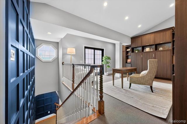 801 W Ann Arbor Trail 301, Plymouth, MI 48170