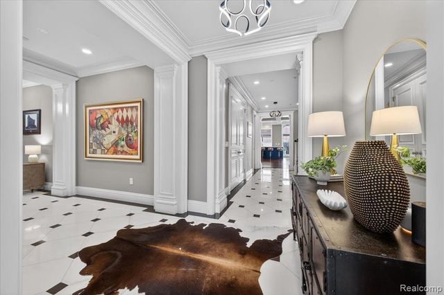 801 W Ann Arbor Trail 301, Plymouth, MI 48170