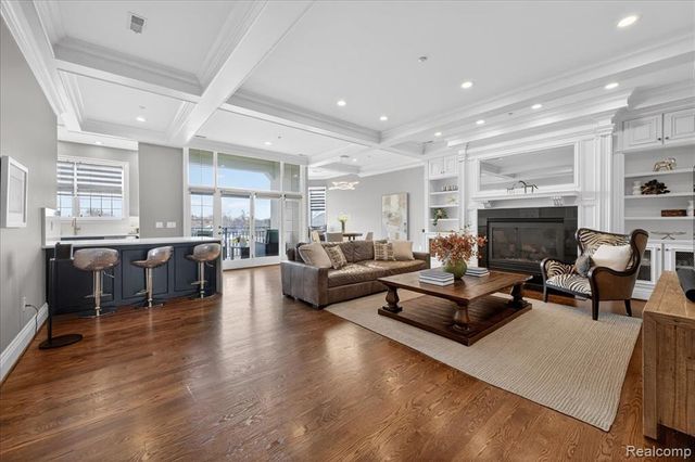 801 W Ann Arbor Trail 301, Plymouth, MI 48170