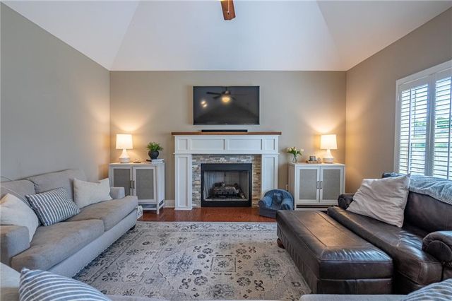 21 Gilreath Trail NW, Cartersville, GA 30121