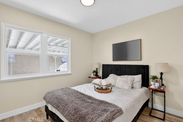 2332 S Highland Avenue, Los Angeles, CA 90016