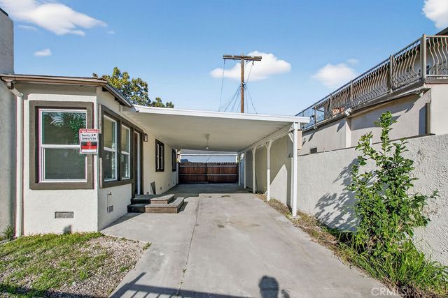 2332 S Highland Avenue, Los Angeles, CA 90016