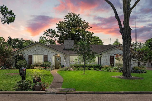 2614 Southwick Street, Houston, TX 77080