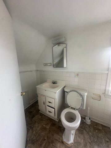 3521 Valley View AVE, Roanoke, VA 24012