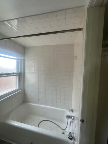 3521 Valley View AVE, Roanoke, VA 24012