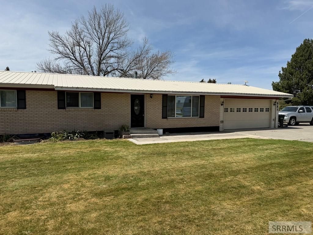 Image 1 of property listing at 531 Airport Road, Blackfoot, ID 83221