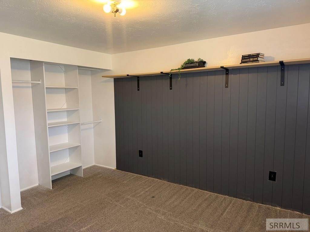Image 17 of property listing at 531 Airport Road, Blackfoot, ID 83221