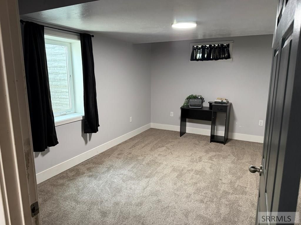Image 22 of property listing at 531 Airport Road, Blackfoot, ID 83221