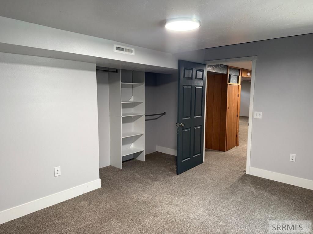 Image 24 of property listing at 531 Airport Road, Blackfoot, ID 83221
