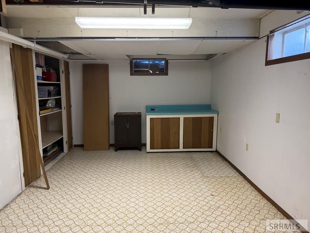 Image 26 of property listing at 531 Airport Road, Blackfoot, ID 83221