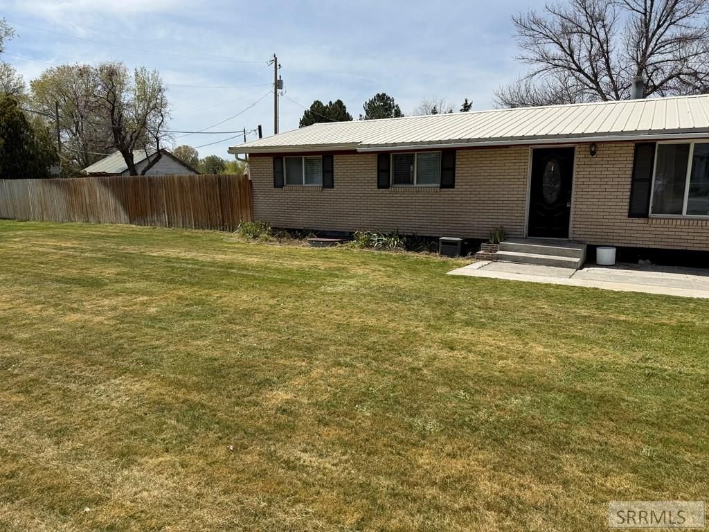 Image 29 of property listing at 531 Airport Road, Blackfoot, ID 83221