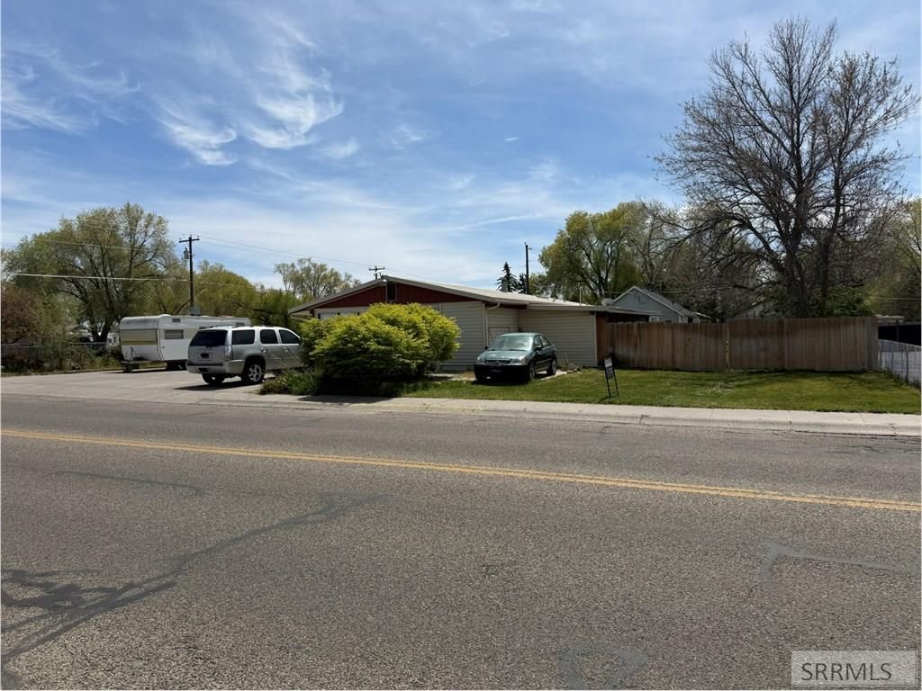 Image 34 of property listing at 531 Airport Road, Blackfoot, ID 83221