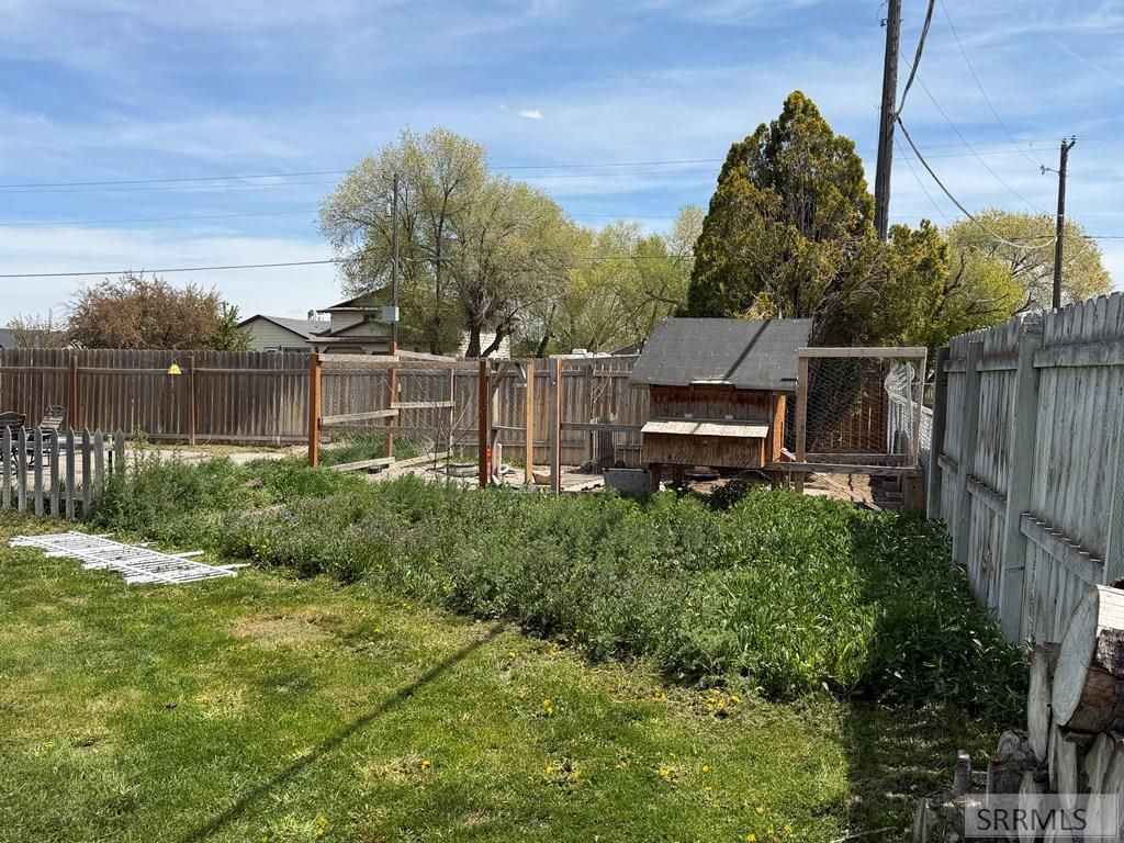 Image 41 of property listing at 531 Airport Road, Blackfoot, ID 83221