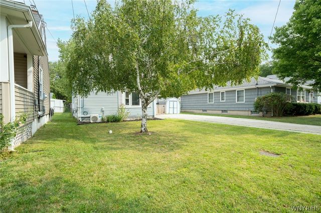 84 Chapel Avenue, Cheektowaga, NY 14225