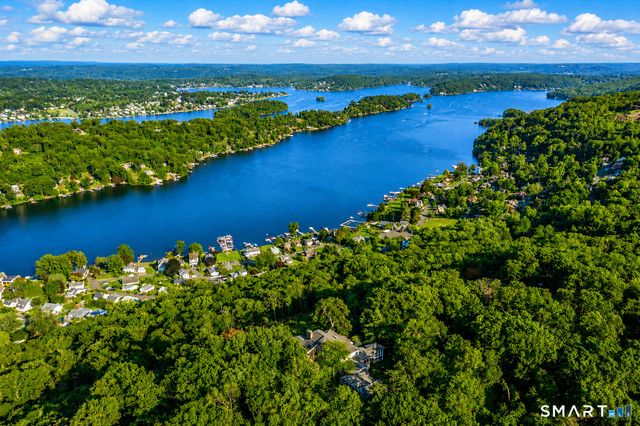 15 Alpine Drive, New Fairfield, CT 06812