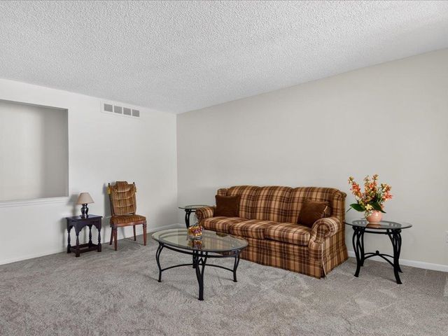 15500 Sherwood Lane, Fraser, MI 48026