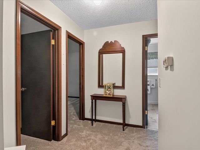 15500 Sherwood Lane, Fraser, MI 48026