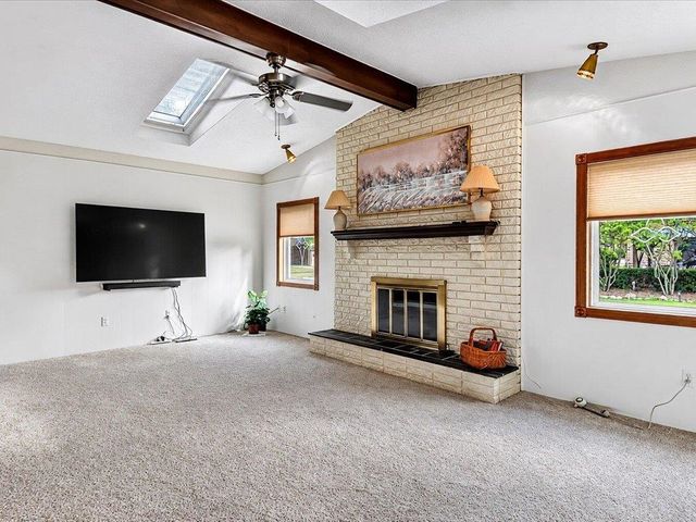 15500 Sherwood Lane, Fraser, MI 48026