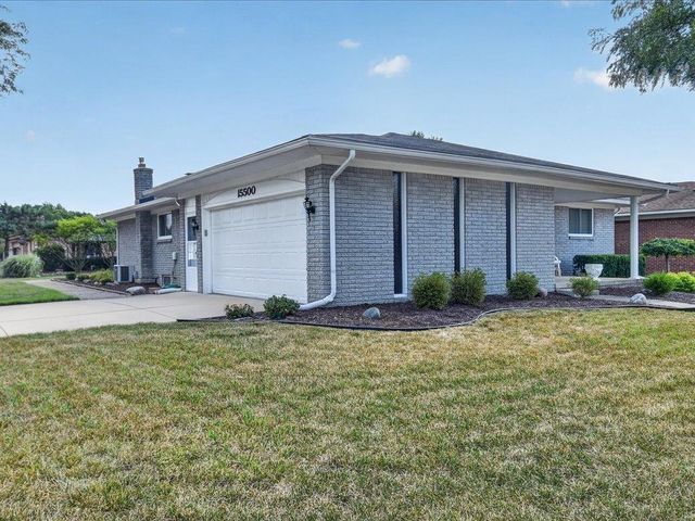 15500 Sherwood Lane, Fraser, MI 48026