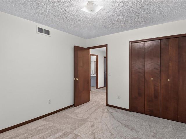 15500 Sherwood Lane, Fraser, MI 48026