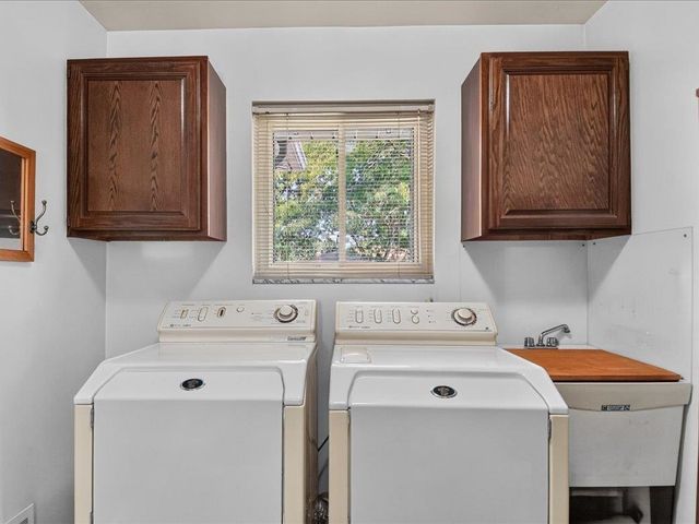 15500 Sherwood Lane, Fraser, MI 48026