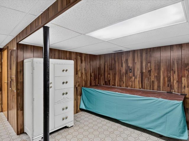15500 Sherwood Lane, Fraser, MI 48026